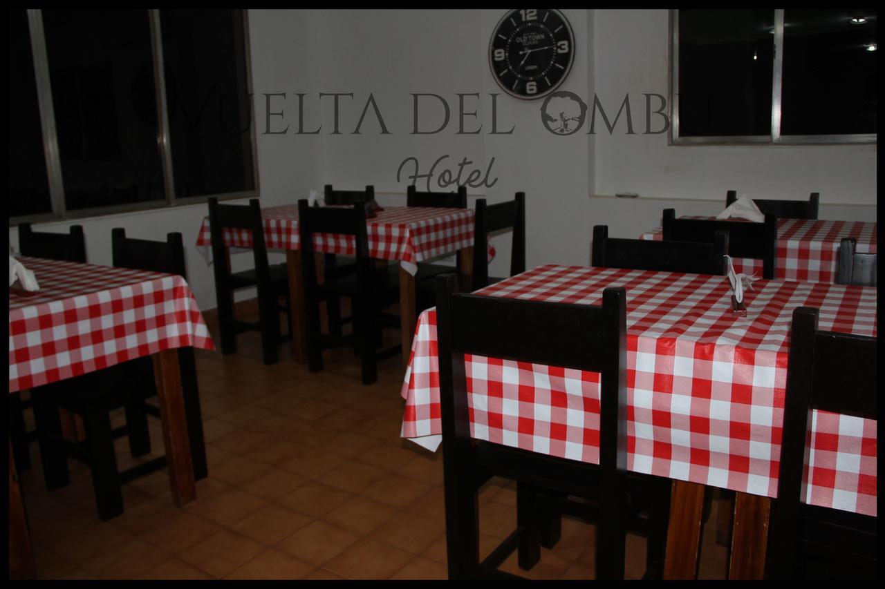 Hotel Vuelta Del Ombu Gobernador Virasoro Ngoại thất bức ảnh