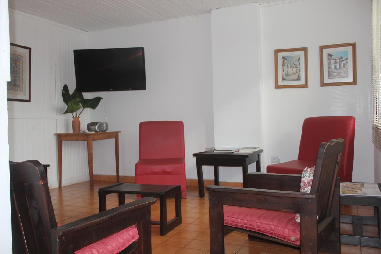 Hotel Vuelta Del Ombu Gobernador Virasoro Ngoại thất bức ảnh
