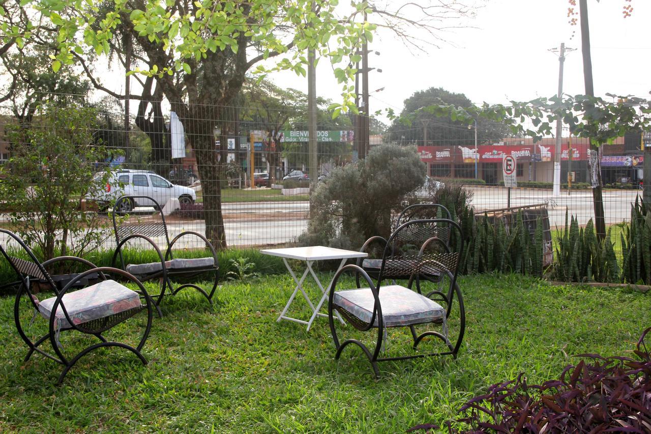 Hotel Vuelta Del Ombu Gobernador Virasoro Ngoại thất bức ảnh